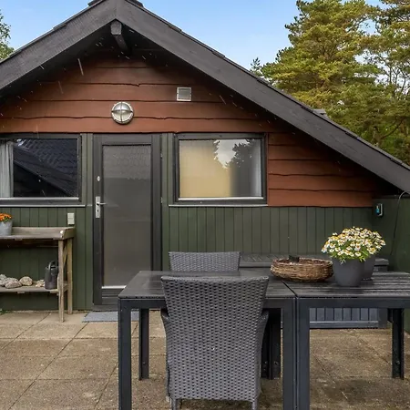 Eliza - 600m From The Sea By Interhome