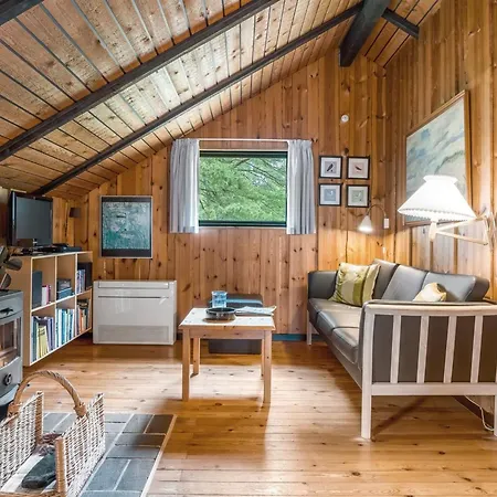 Eliza - 600m From The Sea By Interhome *