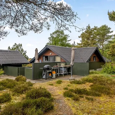Eliza - 600m From The Sea By Interhome Laeso
